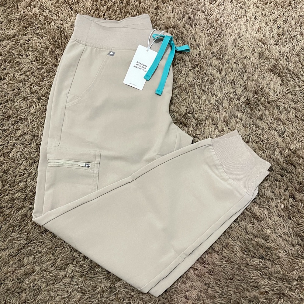 Figs Boulder XS zamora petite NWT